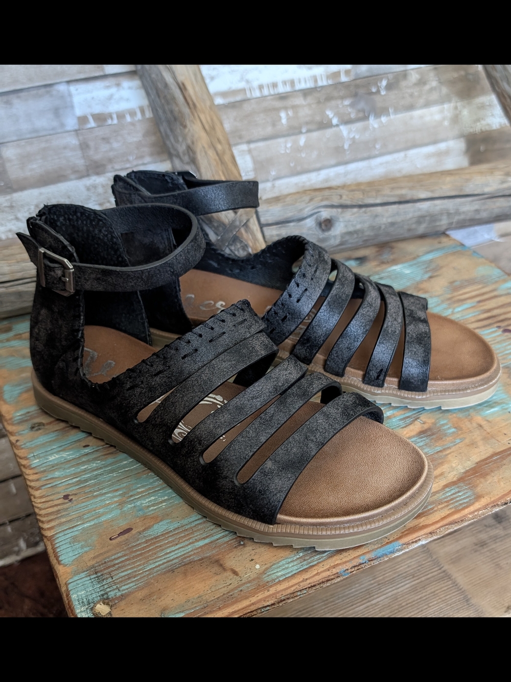 Very G Black Gladiator Sandals W Adjustable Buckle